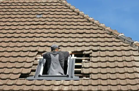 Pose de velux - Le Castellet